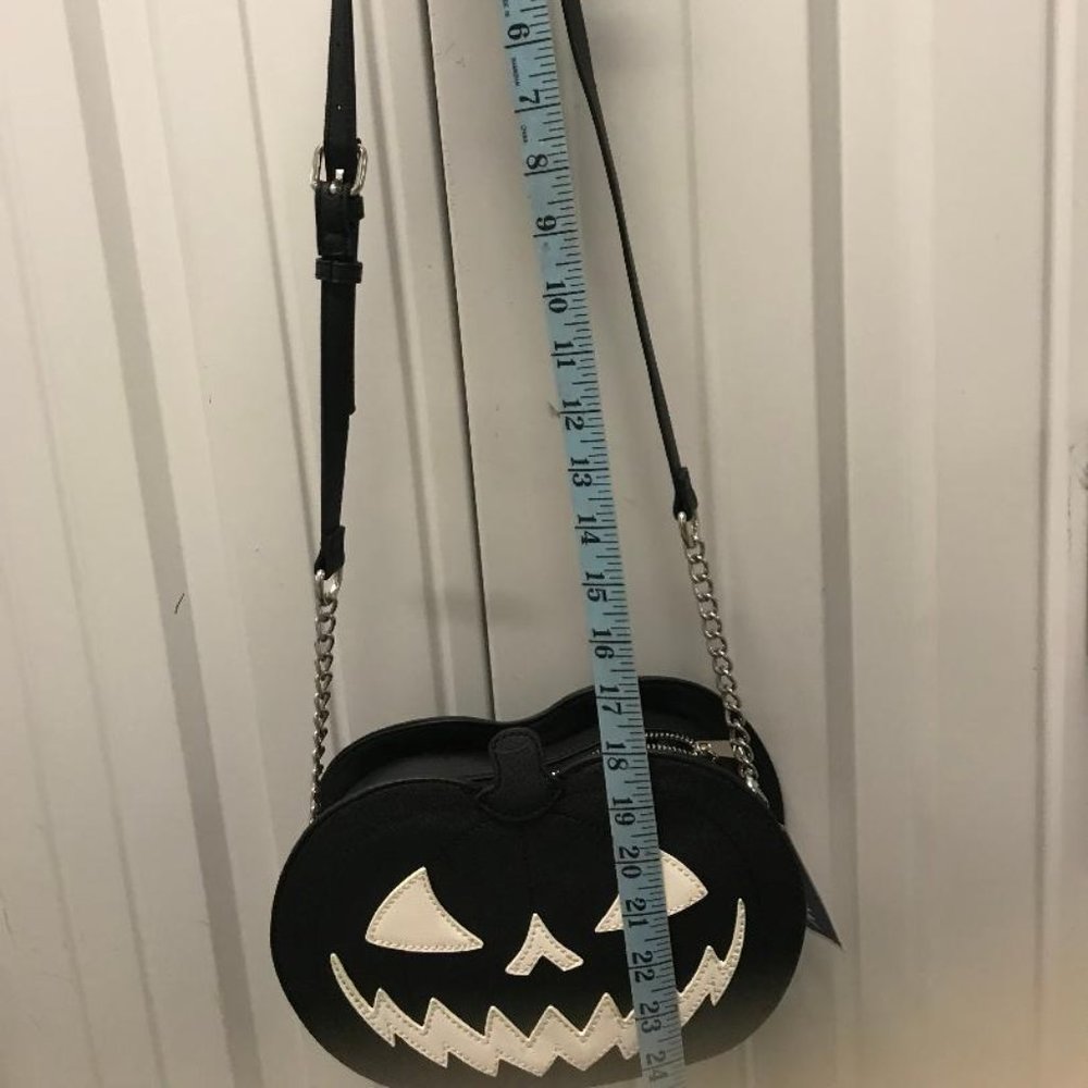 Glow in the dark jack o lantern purse-last chance
